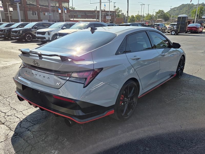 Used 2025 Hyundai Elantra N FWD image 7