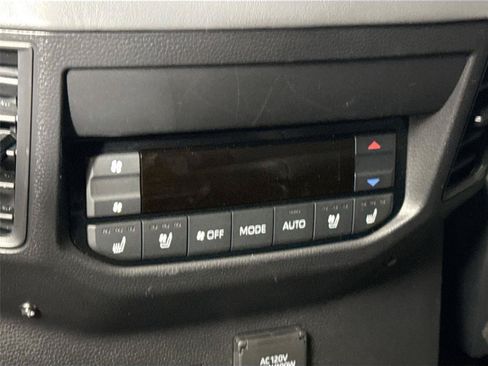 Certified 2025 Toyota Sequoia Platinum AWD/4WD image 42