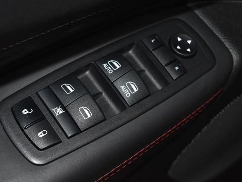 Used 2024 Dodge Durango GT image 6