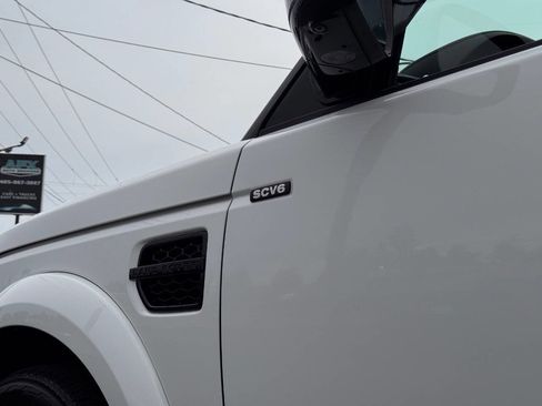 Used 2016 Land Rover LR4 HSE LUX AWD/4WD image 3