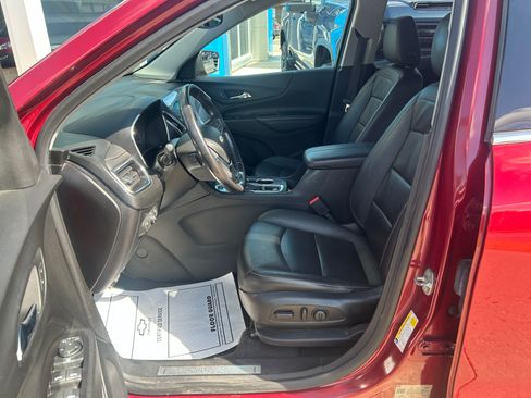 Used 2019 Chevrolet Equinox Premier AWD/4WD image 16