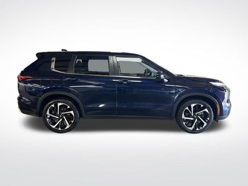 Used 2023 Mitsubishi Outlander SE AWD/4WD image 6