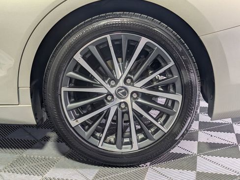 Used 2023 Lexus ES 300h w/ Premium Package image 23