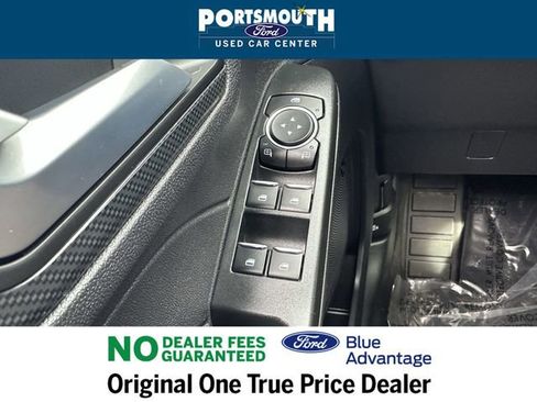 Used 2024 Ford Escape ST-Line Elite w/ Premium Technology Package image 26