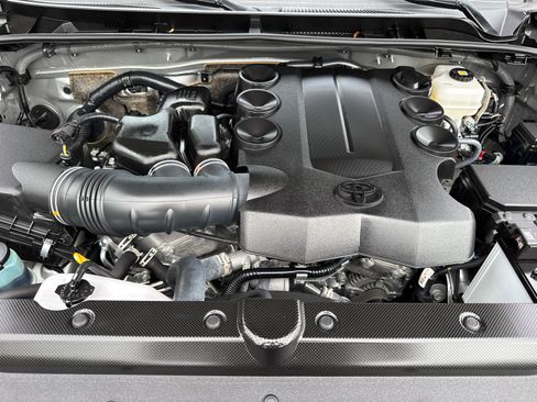 Certified 2024 Toyota 4Runner Limited image 9