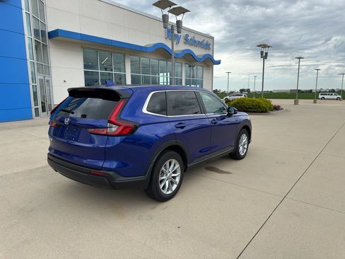 Used 2025 Honda CR-V EX-L image 5