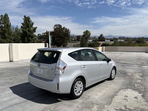 Used 2013 Toyota Prius V Three image 29