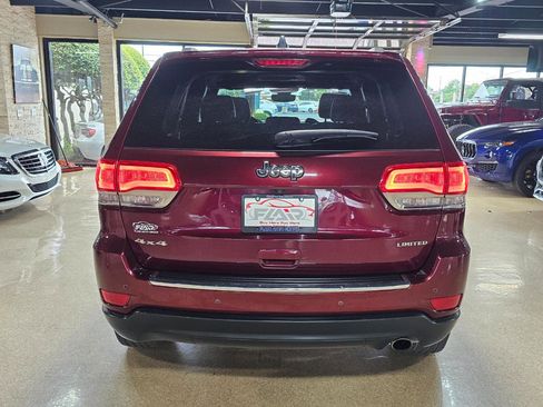 Used 2017 Jeep Grand Cherokee Limited AWD/4WD image 6