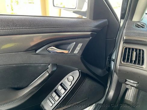 Used 2011 Cadillac CTS Performance w/ CTS Appearance Package image 35