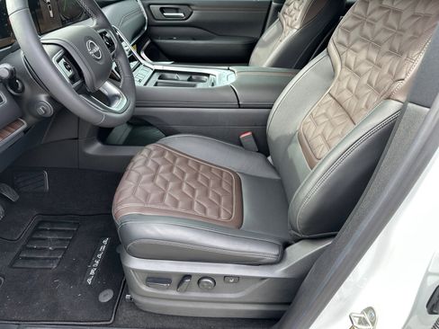 New 2026 Nissan Armada Platinum Reserve image 9