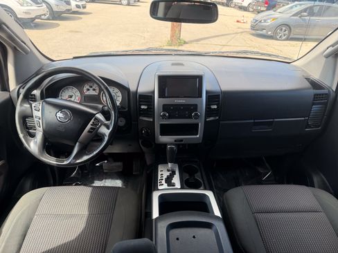 Used 2015 Nissan Titan PRO-4X AWD/4WD image 11