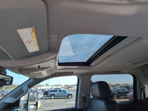 Used 2019 GMC Sierra 2500 Denali w/ Duramax Plus Package image 12