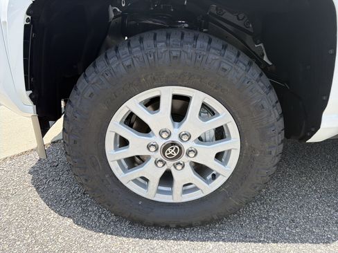 New 2026 Toyota Tacoma SR5 AWD/4WD image 11