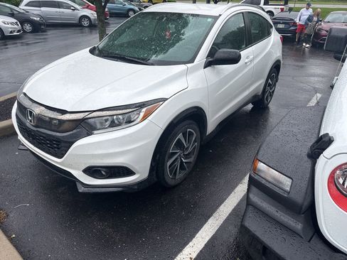 Used 2019 Honda HR-V Sport image 1
