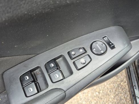 Used 2022 Hyundai Accent SEL w/ Cargo Package FWD image 12