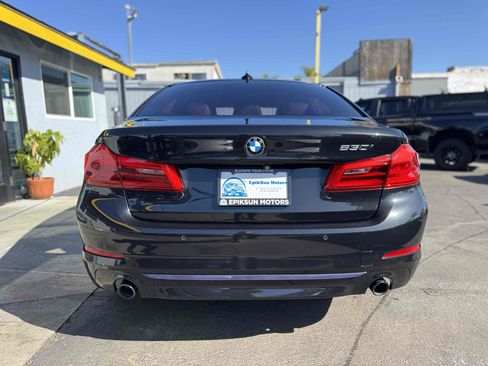 Used 2018 BMW 530i w/ Premium Package image 7
