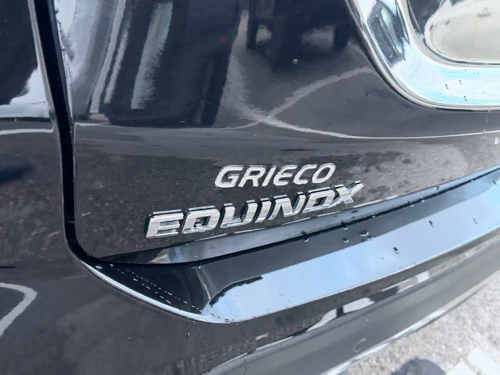 Used 2024 Chevrolet Equinox LT FWD image 14