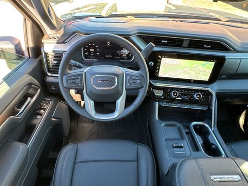 New 2026 GMC Sierra 2500 Denali w/ Denali Reserve Package image 22