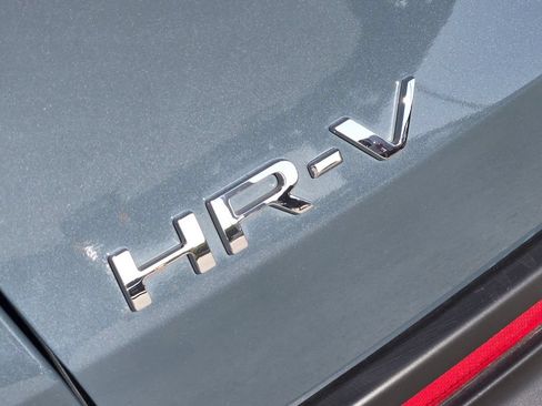 Used 2025 Honda HR-V LX image 18
