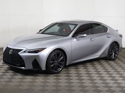 Used 2022 Lexus IS 350 F Sport image 9