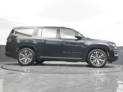 Used 2022 Jeep Grand Wagoneer Series III image 54