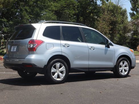 Used 2015 Subaru Forester 2.5i Limited AWD/4WD image 5