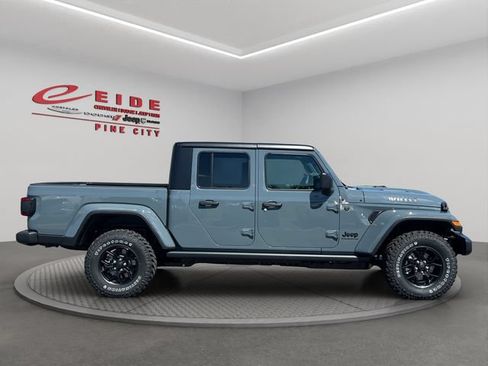 New 2026 Jeep Gladiator Sport AWD/4WD image 6