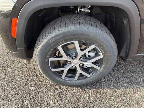 New 2025 Jeep Grand Cherokee Limited image 7