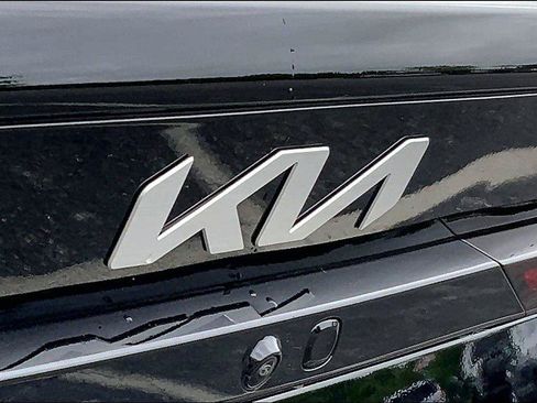 Used 2025 Kia K4 EX FWD image 29