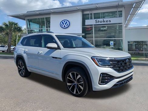 New 2026 Volkswagen Atlas SEL Premium R-Line AWD/4WD image 2
