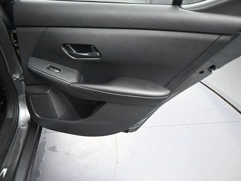 Used 2025 Nissan Sentra S FWD image 15