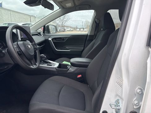 Used 2024 Toyota RAV4 LE image 12