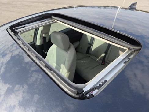 Used 2023 Honda Accord EX image 3