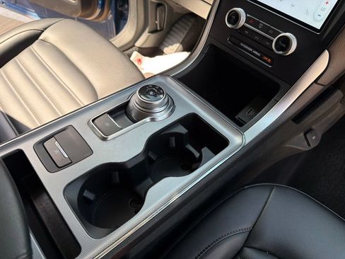 Used 2021 Ford Edge SEL w/ Convenience Package FWD image 24