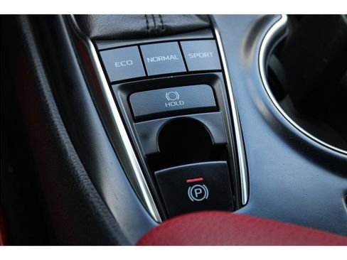 Used 2019 Toyota Camry XSE FWD image 25