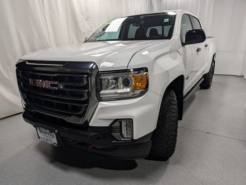 Certified 2022 GMC Canyon AT4 AWD/4WD image 8