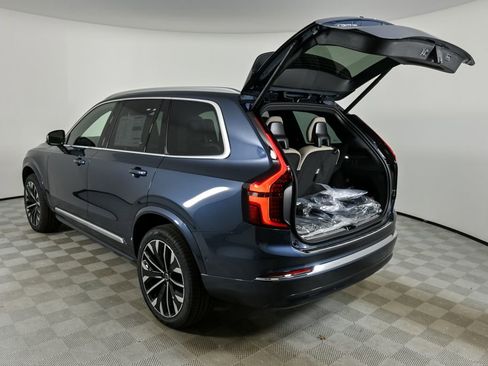 New 2026 Volvo XC90 B6 Plus w/ Protection Package Premier image 32