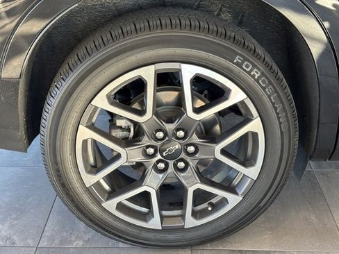 Used 2023 Chevrolet Blazer RS w/ Enhanced Convenience Package image 40