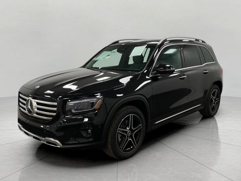 New 2026 Mercedes-Benz GLB 250 4MATIC image 9