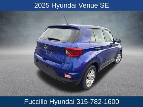Certified 2025 Hyundai Venue SE image 6