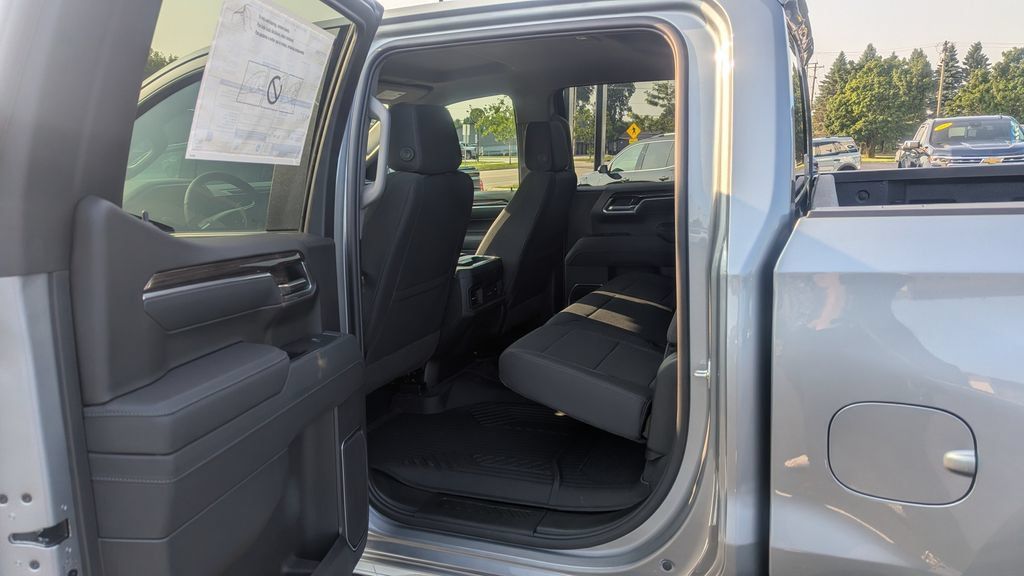 New 2026 Chevrolet Silverado 1500 RST w/ Safety Package AWD/4WD image 14