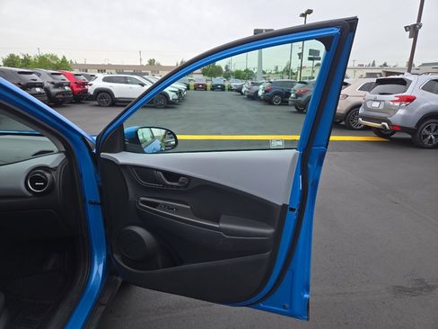 Used 2020 Hyundai Kona SE AWD/4WD image 18