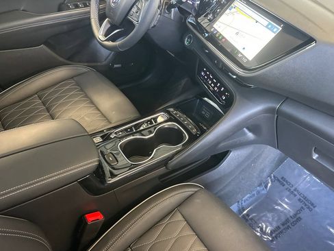 Used 2023 Buick Envision Avenir AWD/4WD image 18
