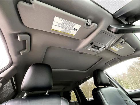 Used 2017 Toyota Highlander XLE w/ Protection Package #3 image 14