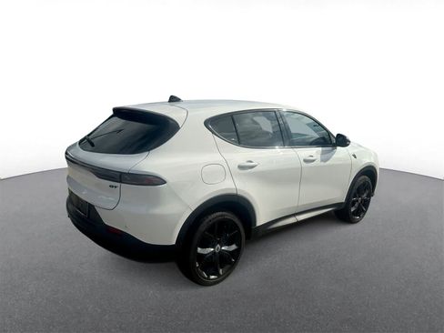 Used 2024 Dodge Hornet GT image 8