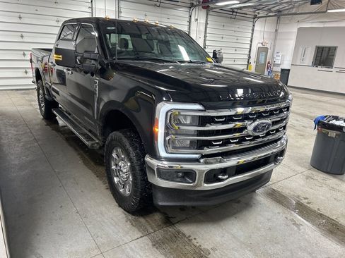 Used 2024 Ford F350 Lariat w/ Chrome Package image 1
