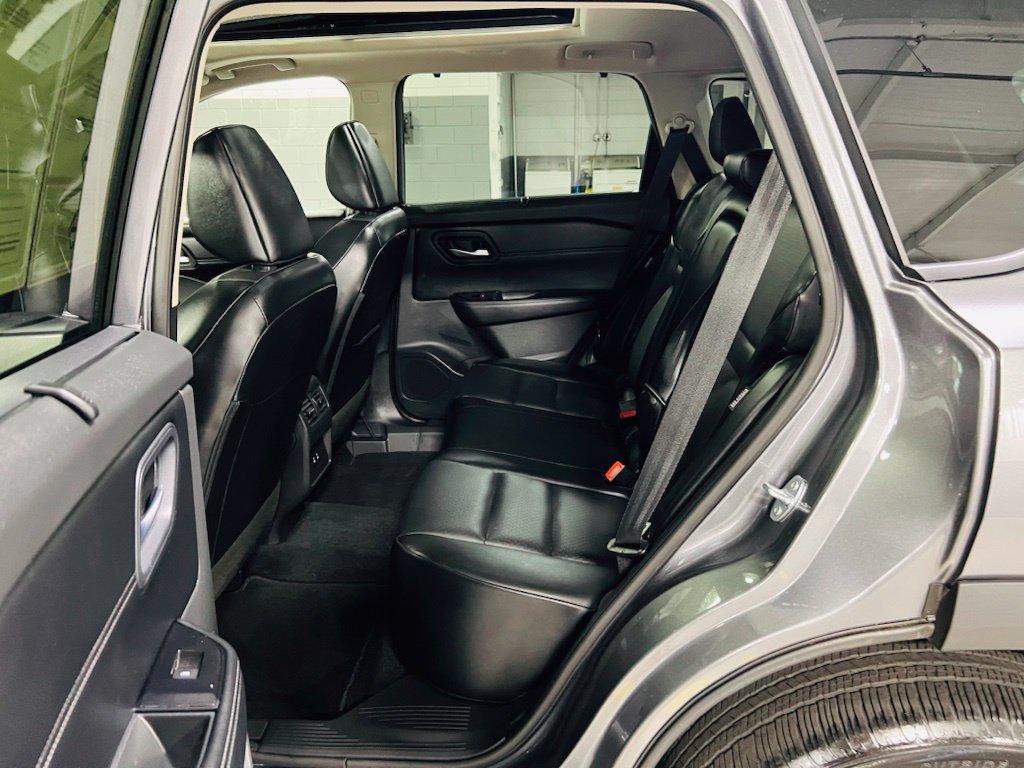 Used 2026 Nissan Rogue SV w/ SV Premium Package FWD image 25