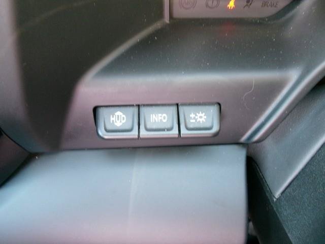 Used 2024 GMC Sierra 2500 Denali Ultimate AWD/4WD image 25