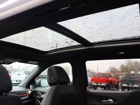 New 2026 Chevrolet Equinox RS image 18