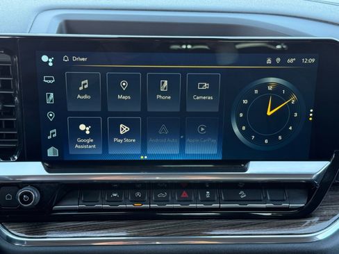 Used 2023 Chevrolet Silverado 1500 RST w/ Z71 Off-Road Package image 26